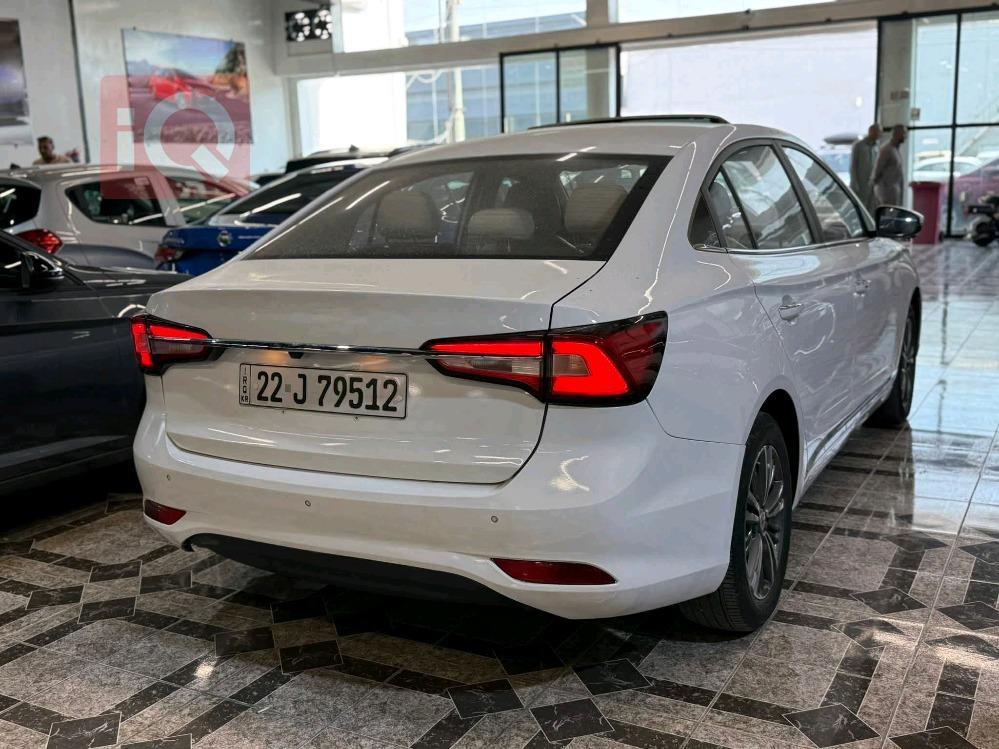 MG 5
